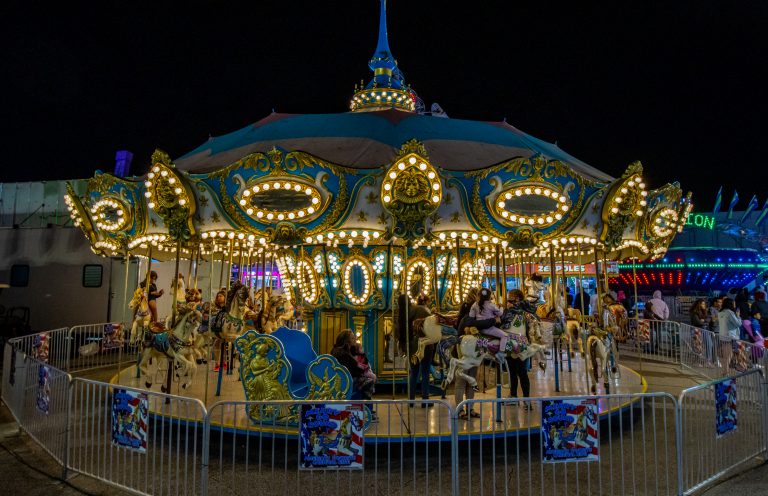 Grand Carousel - Dreamland Amusements