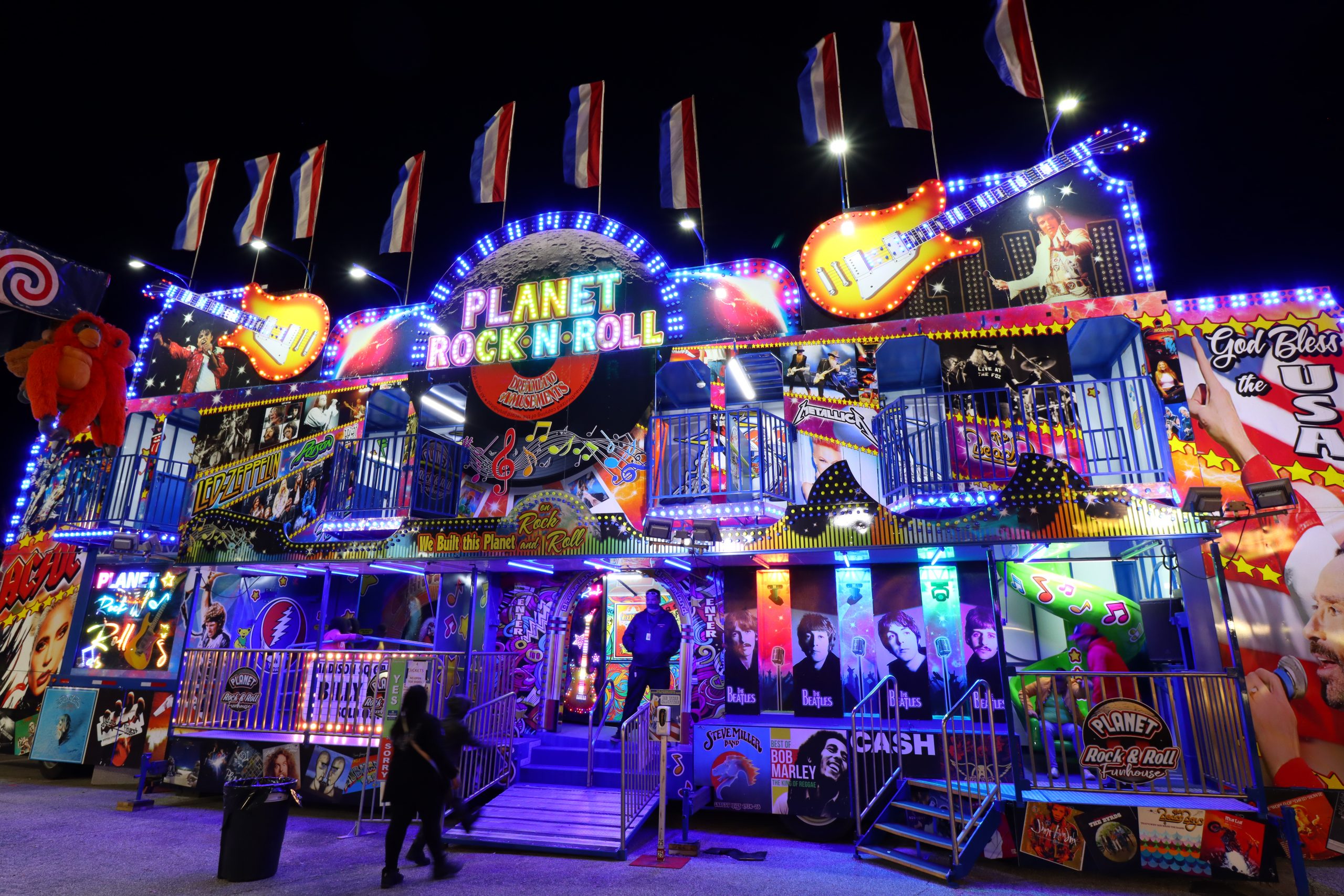 Rock n Roll Fun House - Dreamland Amusements