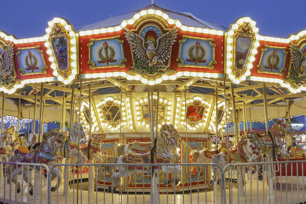 Merry Go Round - Dreamland Amusements