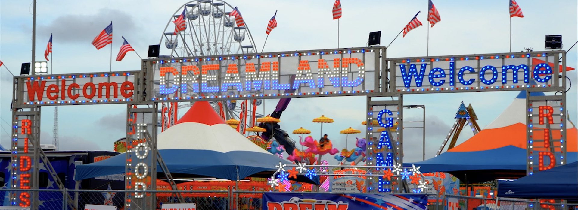 Wacky Worm Roller Coaster - Dreamland Amusements