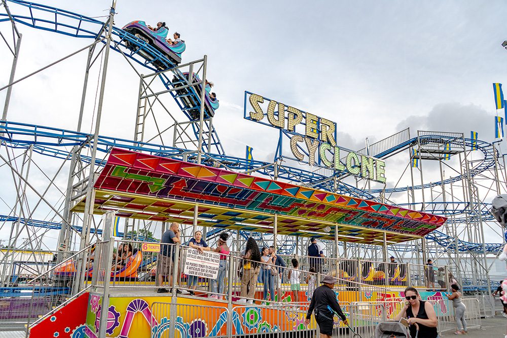 Super Cyclone Roller Coaster Dreamland Amusements